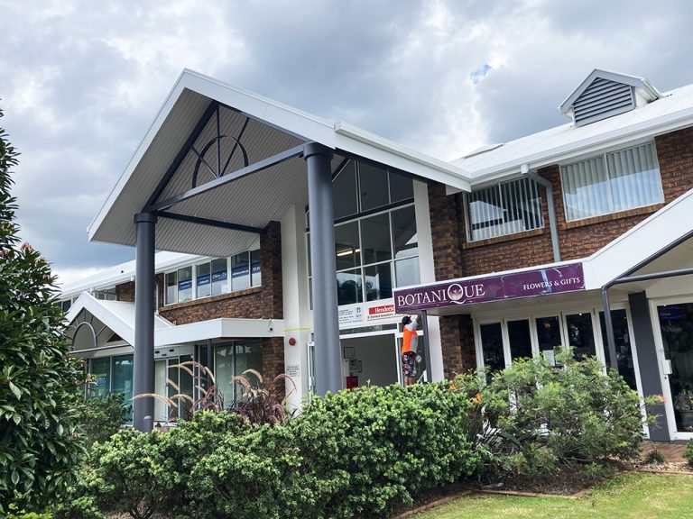 Helensvale Professional Centre Repaint